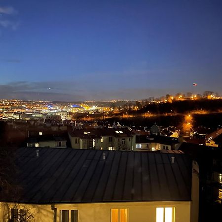 Apartment Cimburkova Prag Exterior foto
